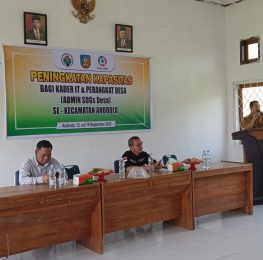 IMG-20220912-WA0009 Camat Andoolo, Arsyil Ihsan Silondae, S.STP., M.Si Saat membuka Kegiatan Pelatihan. (FOTO : AKBAR)